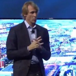 CES 2014 - Michael Bay se totalno izgubio