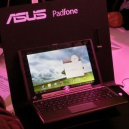 MWC 2012 - Asus Padfone (3 uređaja u jednom)