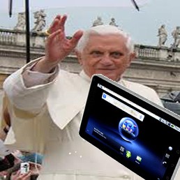 Papa Benedikt XVI. koristi tablet uređaje