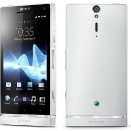 Sony Xperia S - super baterija, a kućište se bori protiv mrlja