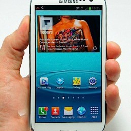 Galaxy S III se odlično prodaje