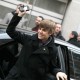 Justin Bieber - voli HTC i Apple, brani ih i od policije