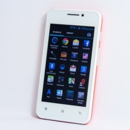 Best buy budget mobitel: MeanIT Promise MG481 Dual