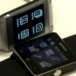 Samsung Galaxy Gear vs Sony SmartWatch 2 – VIDEO